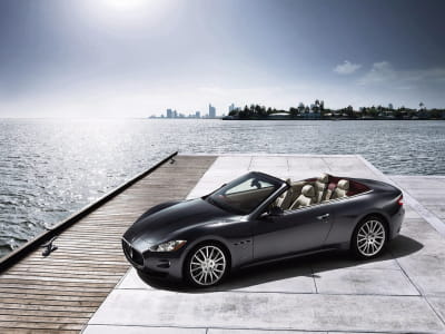 Fototapete Maserati Cabrio