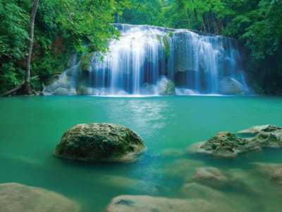 Fototapete Wasserfall im Park