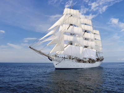 Fototapete Weißes Segelschiff