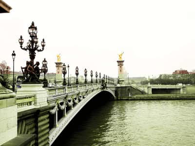 Fototapete Brücke mit Laternen in Paris