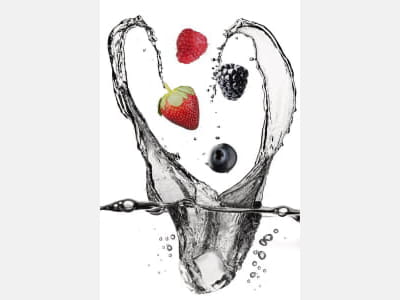 Fototapete Beeren und Wasser