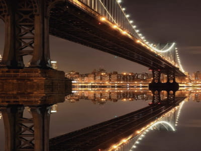 Fototapete Brücke spiegelt sich im Wasser