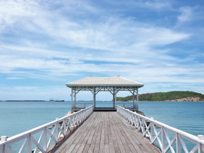 Fototapete Weißer Pier