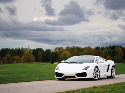 Fototapete Weißer Lamborghini