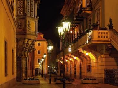 Fototapete Nachtstraße in Prag