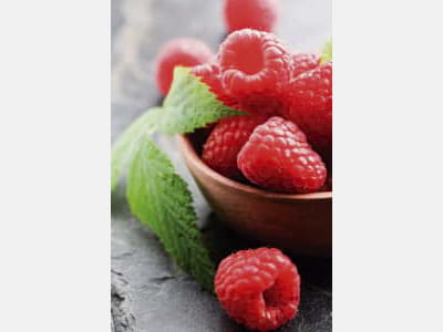 Fototapete Reife Himbeeren