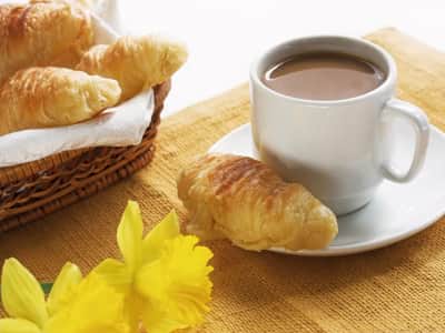 Fototapete Kaffee und Croissant