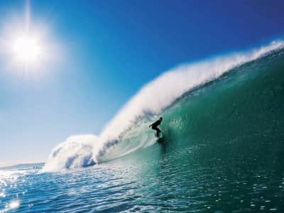Fototapete Surfer auf der Welle