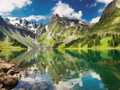 Fototapete Riesiger Bergsee