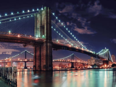 Fototapete Leuchtende Brücke