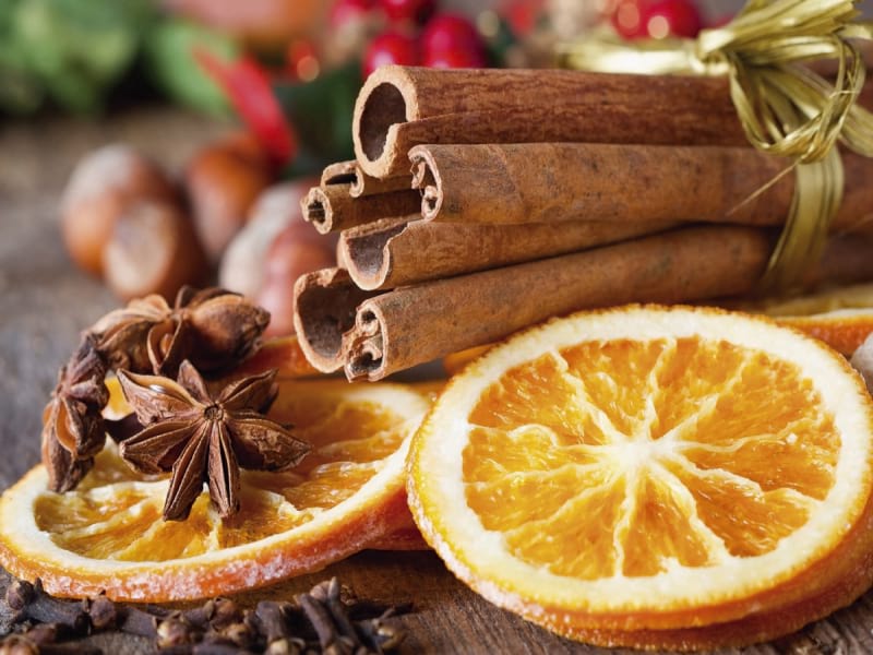 Fototapeta Zimt und getrocknete Orange