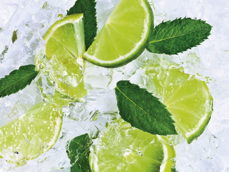 Fototapeta Limette mit Eis