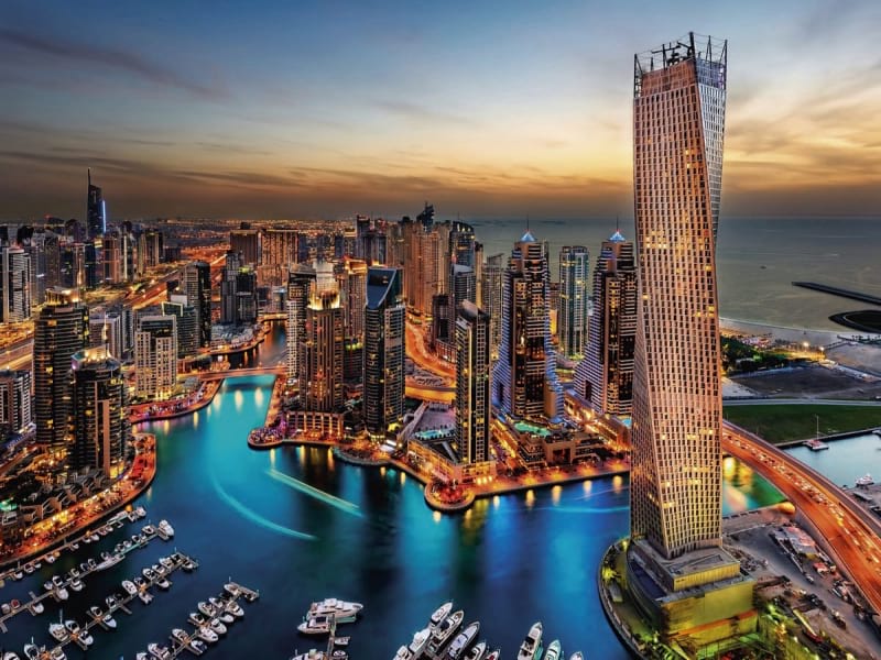 Fototapeta Dubai-Stadt bei Nacht