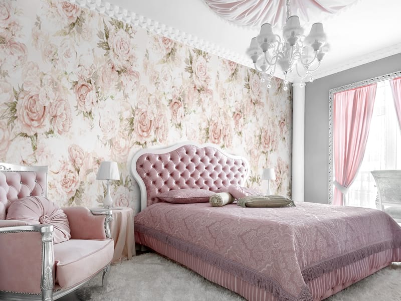 Fototapeta Zarte Rosen auf weißem Hintergrund we wnętrzu sypialni