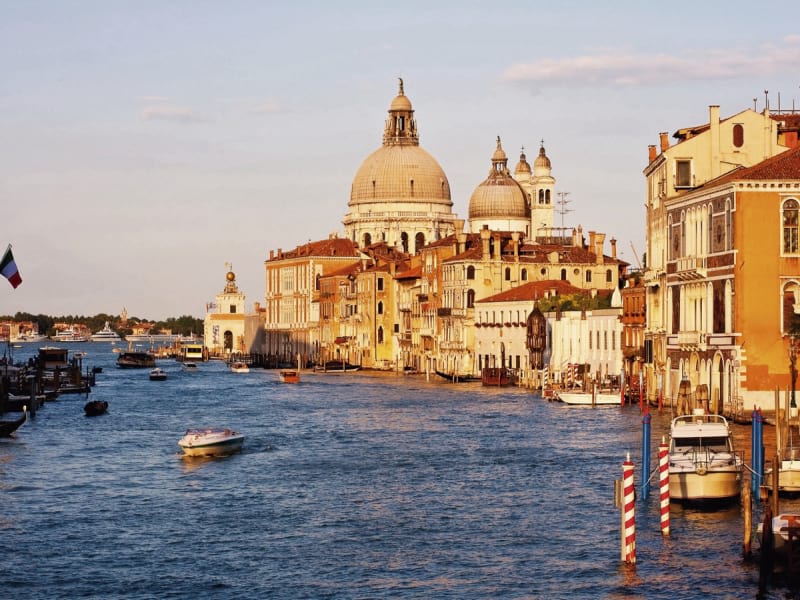 Fototapeta Kanal in Italien