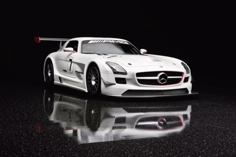 Fototapeta Weißer Mercedes