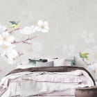 Miniatura fototapety Sakura-Zweige we wnętrzu sypialni