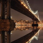 Miniatura fototapety Brücke spiegelt sich im Wasser