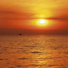 Miniatura fototapety Wunderschöner Sonnenuntergang über dem Meer